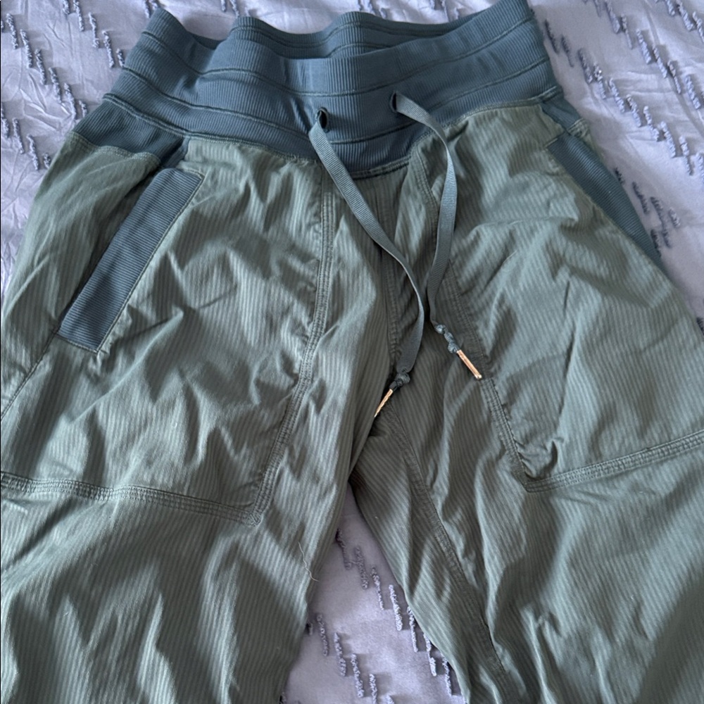 Men's Green Shorts